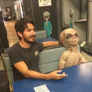 Meet your Posher, Will